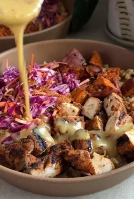 Delicious hot honey chicken plate with sweet and spicy sauce