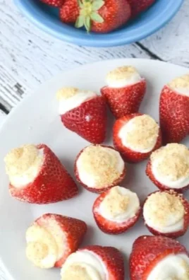 No Bake Strawberry Cheesecake Bites - Delicious dessert with fresh strawberries