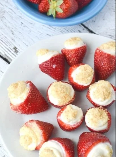 No Bake Strawberry Cheesecake Bites