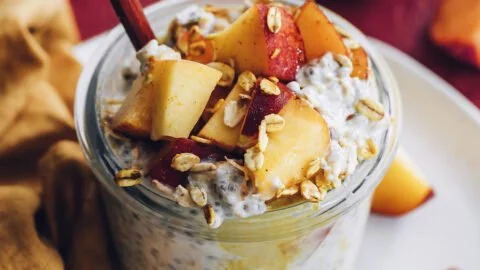 Peaches and Cream Overnight Oats