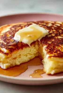 Easy cottage cheese pancake served with fresh fruit