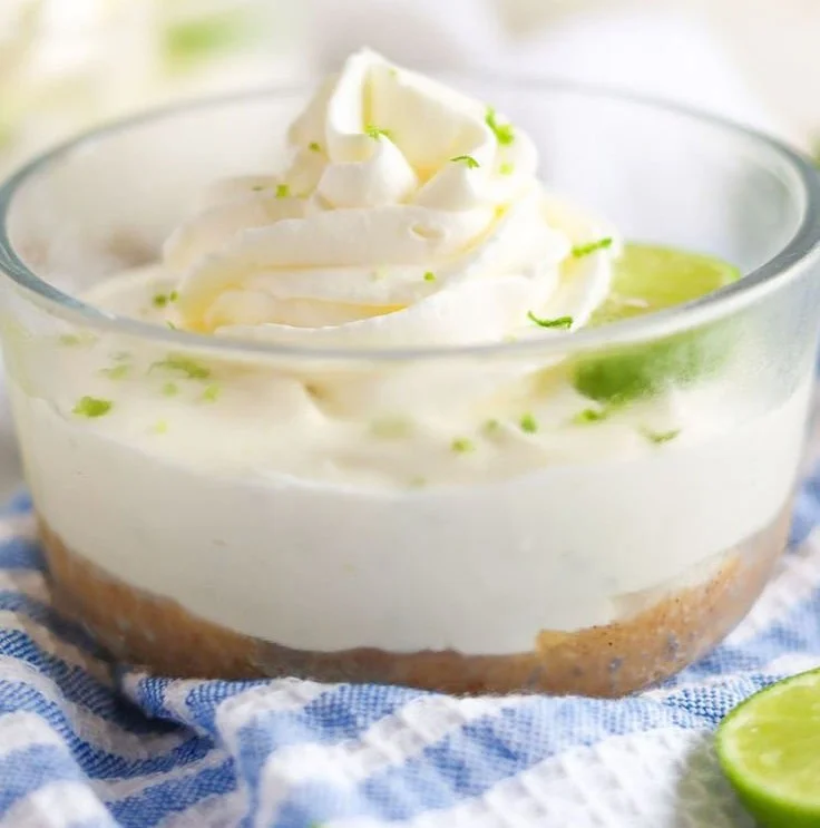 Low carb key lime cheesecake jars for a tasty dessert option