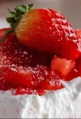 No Bake Strawberry Lasagna dessert with layers of strawberries and cream