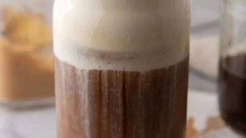Homemade Starbucks brown sugar cold foam recipe with ingredients and preparation steps