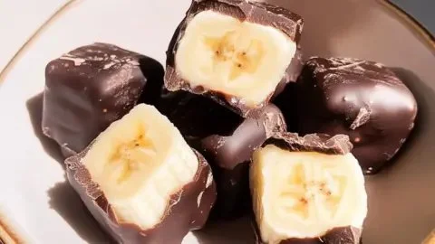 Delicious chunky monkey banana bites for healthy snacking